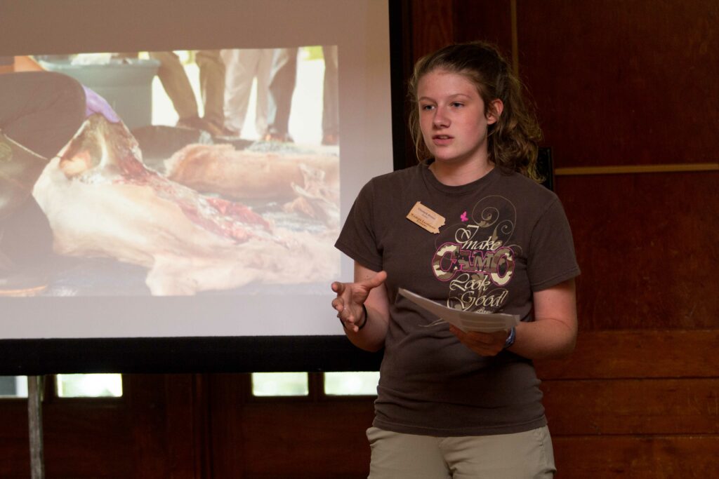 Elizabeth giving a presentation at field school